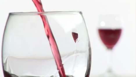 Pouring-Red-Wine