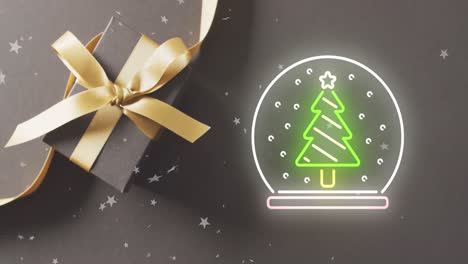 Animation-Von-Weihnachtsbaum-Und-Geschenk-Mit-Fallendem-Schnee