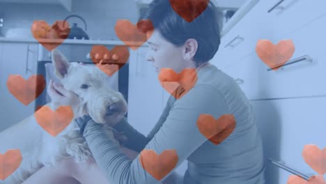 Animation-Roter-Herzsymbole-über-Einer-Kaukasischen-Frau-Mit-Hund