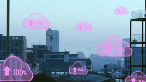 Animation-Von-Wolkensymbolen-Mit-Wachsender-Anzahl-über-Dem-Stadtbild