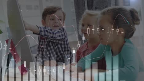 Animation-Der-Statistischen-Datenverarbeitung-Gegen-Drei-Verschiedene-Kinder,-Die-In-Der-Schule-Computer-Benutzen