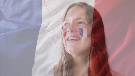 Animación-De-La-Bandera-De-Francia-Sobre-Una-Mujer-Caucásica-Sonriendo.