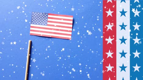 Animation-Der-Flagge-Amerikas-Auf-Blauem-Hintergrund-Und-Sternen,-Die-Sich-Auf-Roten,-Blauen-Und-Weißen-Streifen-Bewegen