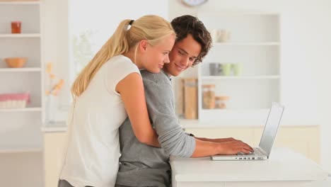 Couple-with-a-laptop-