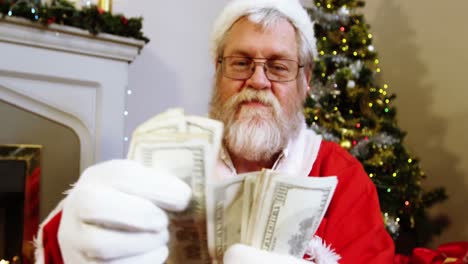 Weihnachtsmann-Zählt-Geldscheine
