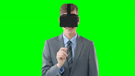 Empresario-Usando-Gafas-Virtuales