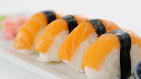 Sushi-on-tray-with-sauce