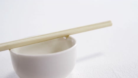 Chopsticks-with-bowl