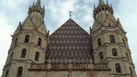 Clouds-Pass-By-Rooftop-of-St.-Stephen's-Cathedral