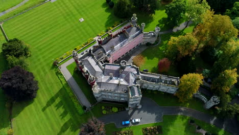 Toma-Aérea-De-Un-Dron-Del-Castillo-De-Luttrellstown,-Cerca-De-Dublín,-Irlanda