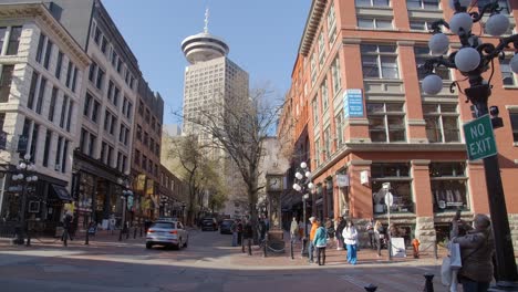 Gastown,-Vancouver,-Columbia-Británica,-Canadá---Un-Reloj-De-Vapor-Situado-Frente-Al-Centro-Del-Puerto