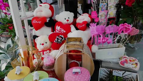 Several-kinds-of-plants,-stuffed-animal,-and-ornaments-at-a-local-florist-in-Portugal