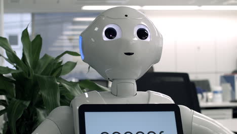 Pepper-Robot-turning-on-and-getting-ready-for-assist