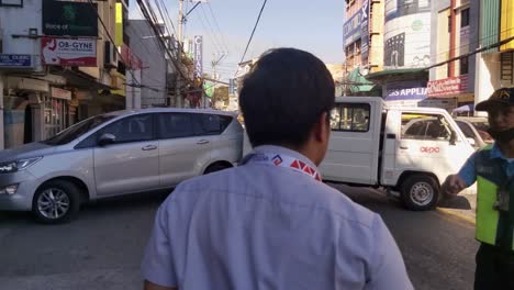 Police-and-traffic-enforcer-investigating-the-vehicle-accidents,-Olongapo-City,-Philippines