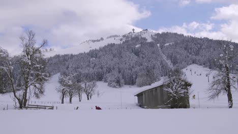 Un-Paisaje-Invernal-En-St.-Jakob,-Austria