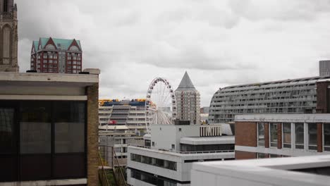 Plano-General-De-Una-Hermosa-Vista-En-Rotterdam