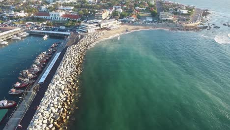 Aerial-view-of-the-city-of-Punta-del-Este-in-the-afternoon