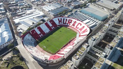 Luftkreisansicht-Des-Leeren-Stadions-Im-Stadtgebiet