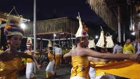 Balinese-Girls-Perform-Religious-Dance-at-Temple-Night-Ceremony-Colorful-Costume-of-Bali-Hindu-Ritualistic-Tradition