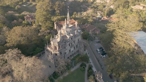 Palast-Quinta-Da-Regaleira-In-Der-Gemeinde-Sintra-In-Portugal---Drohnenaufnahme-Aus-Der-Luft