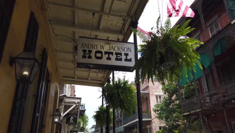 Schild-Für-Das-Andrew-Jackson-Hotel-New-Orleans,-Louisiana