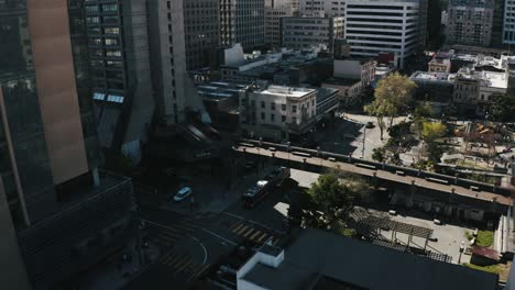 Luftaufnahme-Des-Eingangs-Zum-Finanzviertel-Hilton-San-Francisco