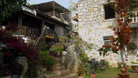 The-'I-am-Here'-popular-tourist-cafe-garden-restaurant-in-Simena-Turkeyafe