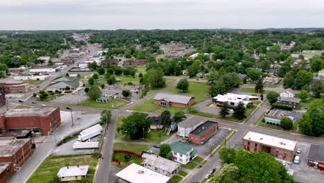 Johnson-City-Tennessee,-middle-america,-community