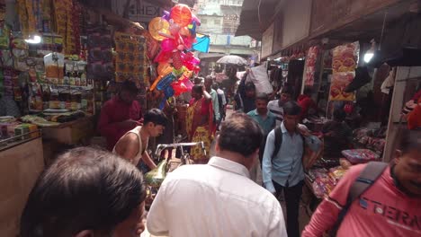 Kolkata-Barabazar-Es-Uno-De-Los-Mercados-Mayoristas-Más-Grandes-De-Asia-O-India.