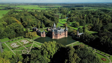 Aerial-view-on-a-Kasteel-de-Haar-Utrecht-Netherlands,-old-historical-garden-at-castle-de-Haar-Netherlands