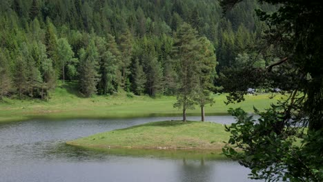 El-Lottensee-En-Austria-En-Verano.