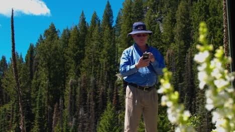 A-beautiful-sunny-day-in-Tamarack,-Idaho