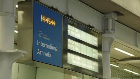 Static-shot-of-a-Eurostar-International-Arrivals-sign-at-St