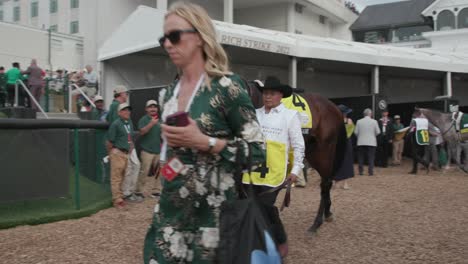 Kentucky-Derby-Horse-4-Juego-De-Confianza-Antes-De-La-Carrera