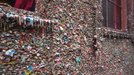 gum-wall-in-seattle-Washington