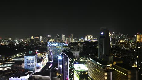 Lapso-De-Tiempo-Del-Horizonte-Moderno-En-El-Centro-De-La-Ciudad-De-Singapur-Por-La-Noche