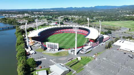 Estadio-Heritage,-Costa-Dorada,-Queensland,-Australia