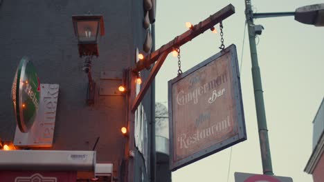 Sign-for-The-Ginger-Man,-Ireland's-most-decorated-pub-for-Christmas-in-Dublin,-Ireland