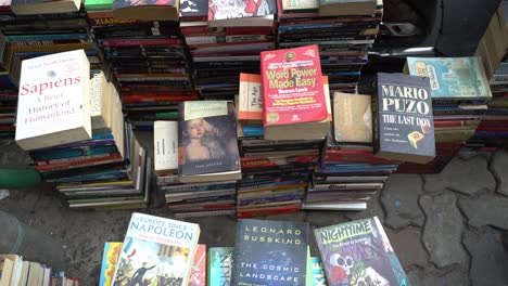 Old-books-are-being-sold-on-the-pavements-in-the-streets-of-Calcutta