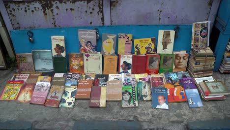 Old-books-are-being-sold-on-the-pavements-in-the-streets-of-Calcutta