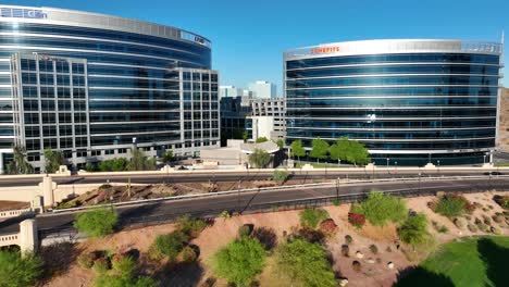 Modern-skyscrapers-in-Tempe,-Arizona