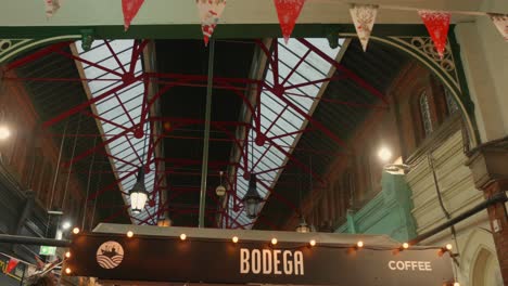 George-Saint-Arcade-covered-christmas-market-with-beautiful-decorations