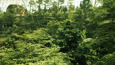 Singapore-Changi-aerial-Jewel-Rain-Vortex-waterfall-pan