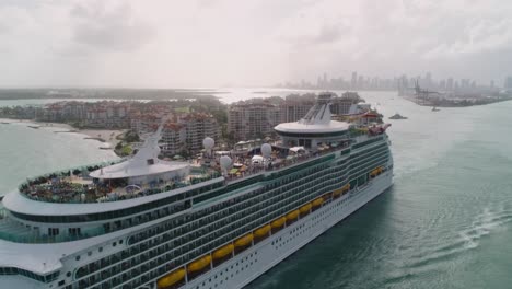 Fisher-Island---Drone-Aerial-Footage---Miami,-Florida