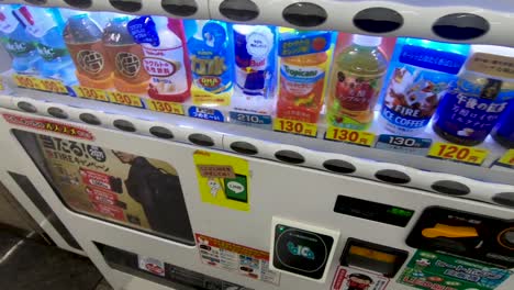 Máquina-Expendedora-De-Jugos-Japoneses---Máquina-Automatizada-Con-Refrescos