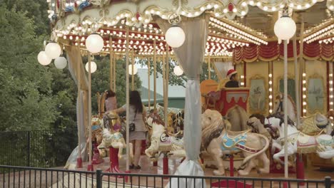 Lit-up-carousel-ride,-one-of-the-rides-at-the-'Christmas-Lights-Spectacular'-light-display-at-the-Hunter-Valley-Gardens,-New-South-Wales,-Australia