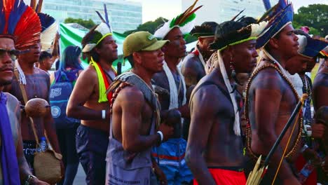 Protest-Brasilianischer-Indigener-Stämme-In-Brasilien