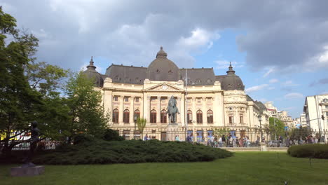 Carol-I-University,-Victory-Avenue-street-view,-Bucharest-Romania