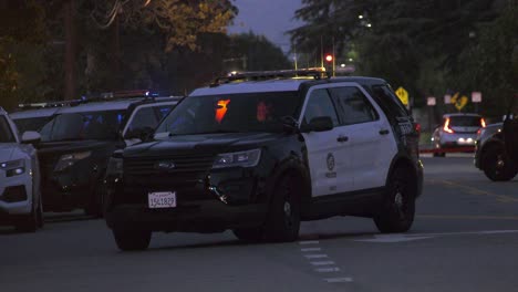 Coche-De-Policía-Del-Lapd-En-Escena