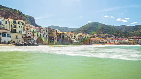 Timelapse-beach-in-Cefalu,-Palermo-Province,-Sicily-Island,-Italy